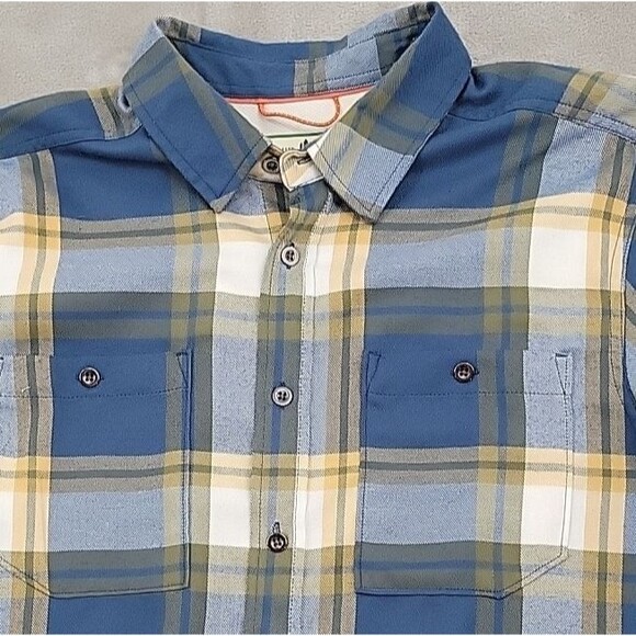 Lake & Trail Mens Soft Flannel Shirt Size Large Blue Gold Plaid Metal Buttons - Picture 2 of 9